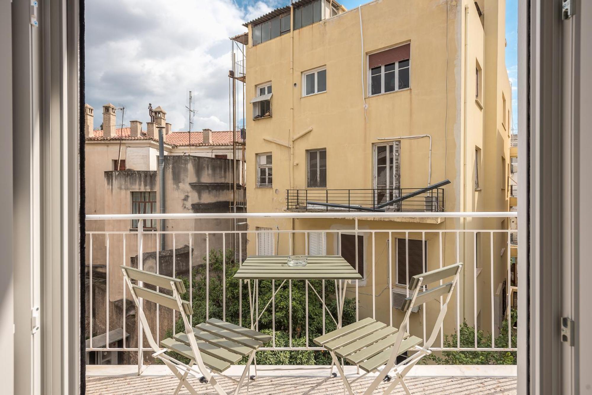 Studio Under Acropolis Rock Athens Exterior photo